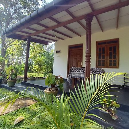 Sigiriya Hillside View Villa Esterno foto